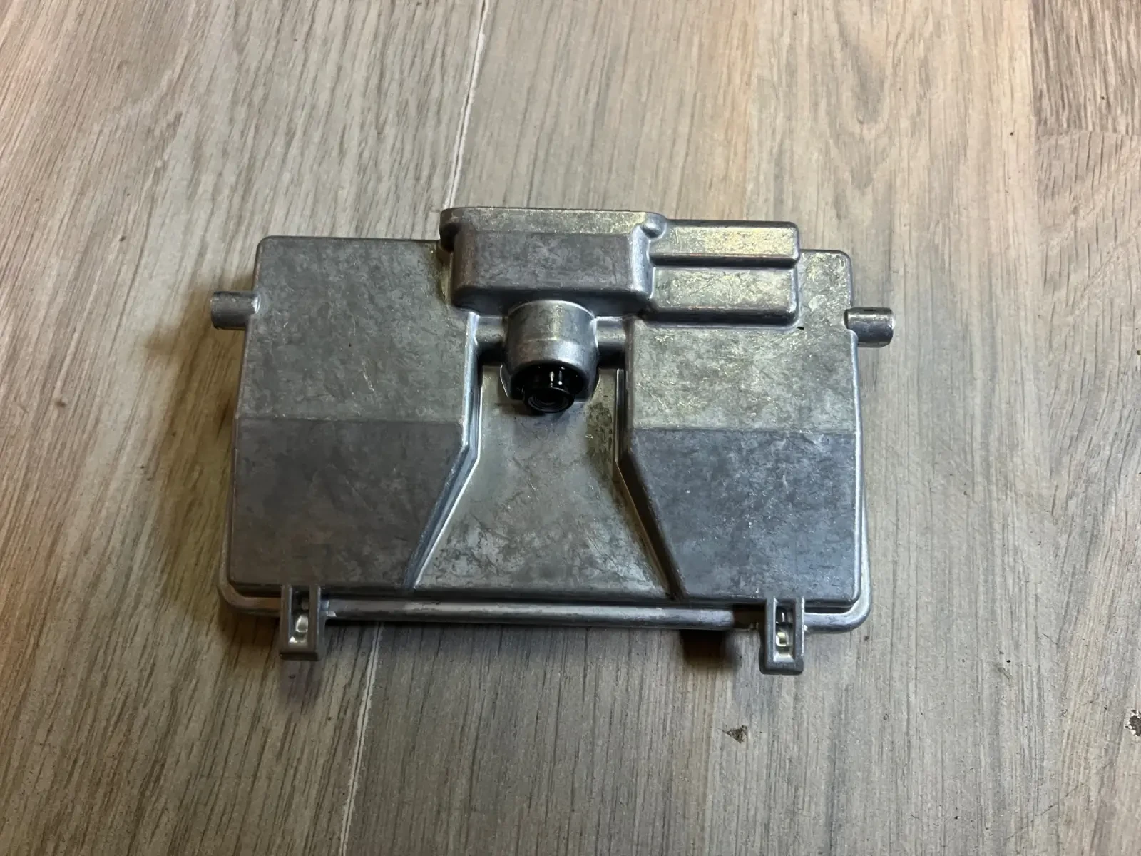 3Q0980654R  ������ ������ VW T-CROSS 3Q0980654A 3Q0 980 654 R 3Q0 980 654 A 0203501231 0 203 501 231 | Mobile.bg � ����������� 1