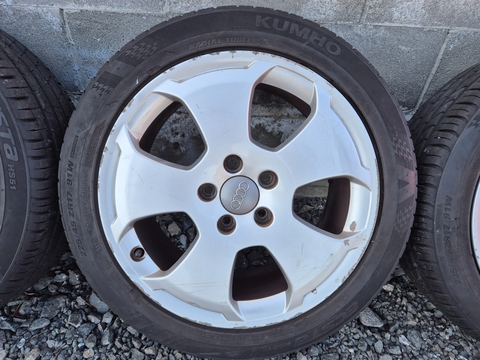    225/45R17  Audi A3 | Mobile.bg   3