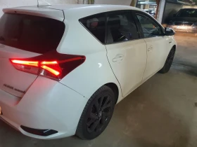 Toyota Auris, снимка 6