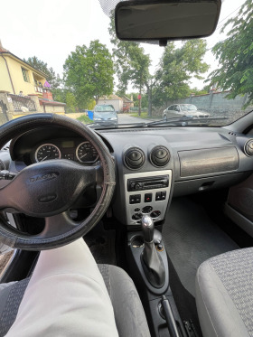 Dacia Logan, снимка 13 - Автомобили и джипове - 45753177