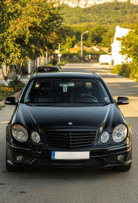 Mercedes-Benz E 500, снимка 1