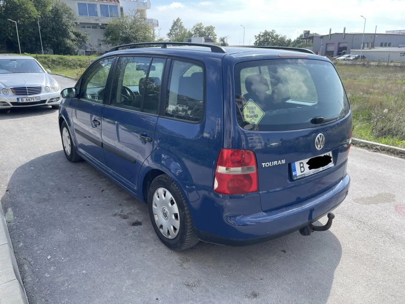 VW Touran 1.9TDI, снимка 4 - Автомобили и джипове - 47363795