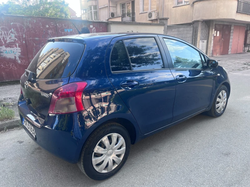 Toyota Yaris 1.3, снимка 5 - Автомобили и джипове - 52773017