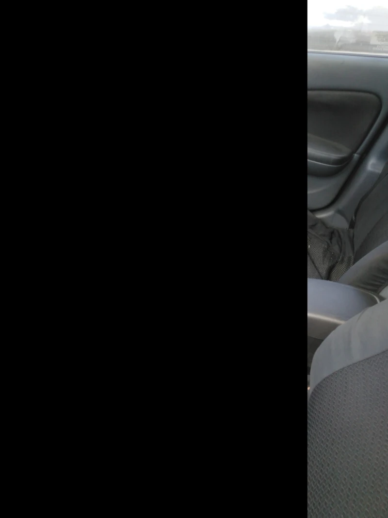 Nissan Almera, снимка 5 - Автомобили и джипове - 52413986