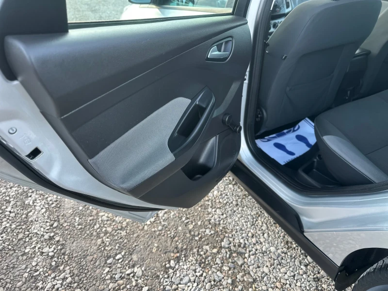 Ford Focus 1.6 TDCi , снимка 7 - Автомобили и джипове - 53408353