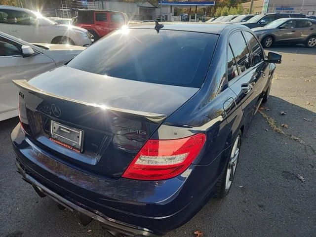 Mercedes-Benz C 63 AMG, снимка 6 - Автомобили и джипове - 47816114