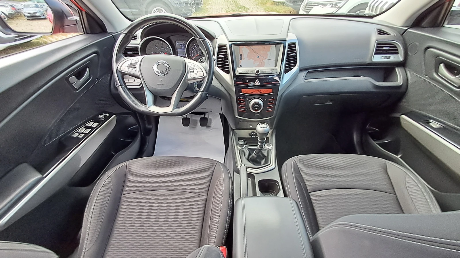 SsangYong Tivoli РЕАЛ КМ ИЗКЛЮЧИТЕЛО 1.6D-116 СЕРВ КНИЖ УНИКТ КАМЕР, снимка 10 - Автомобили и джипове - 7909209