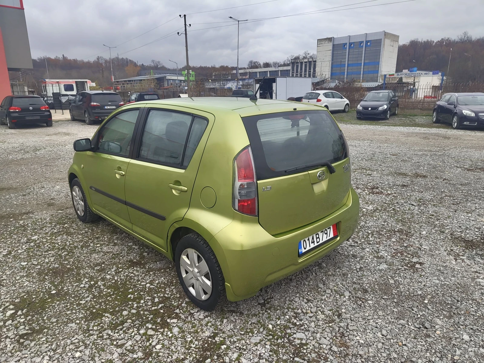 Daihatsu Sirion 1.3 - АВТОМАТИК - изображение 5