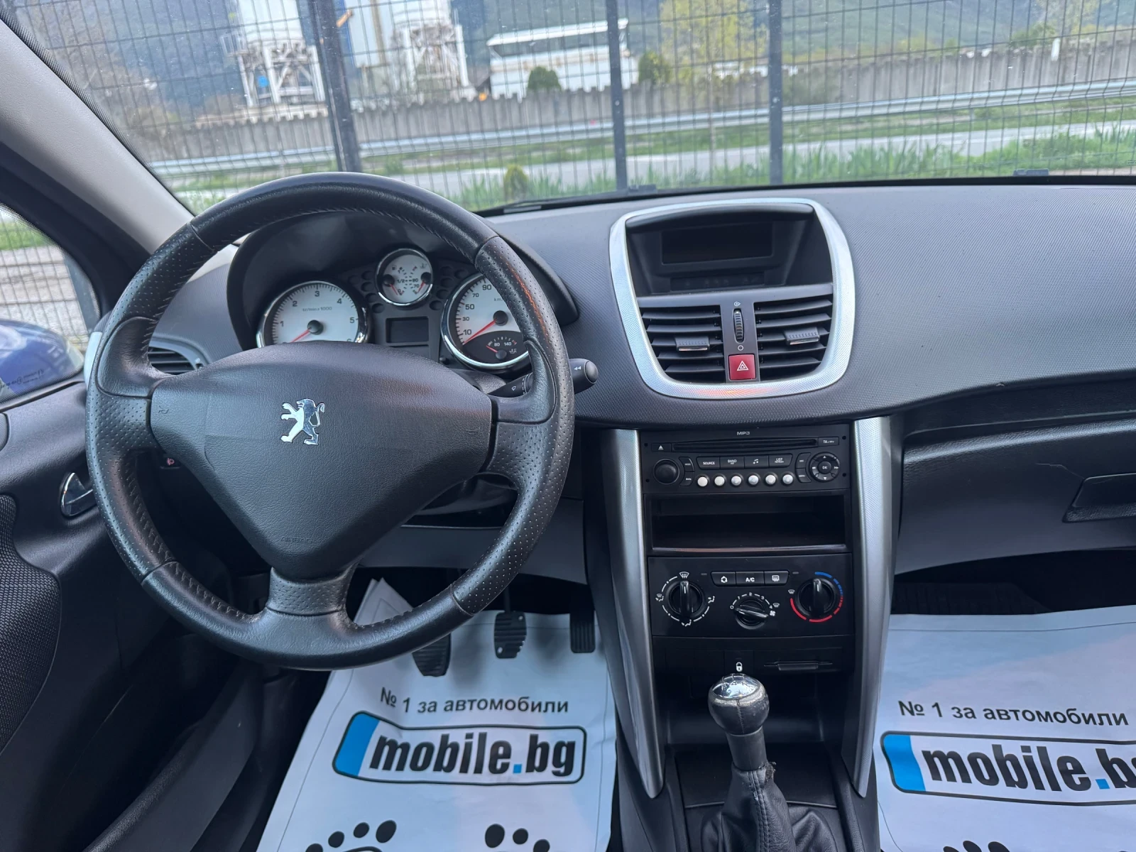 Peugeot 207 1.6HDI KLIMA PANORAMA - изображение 10