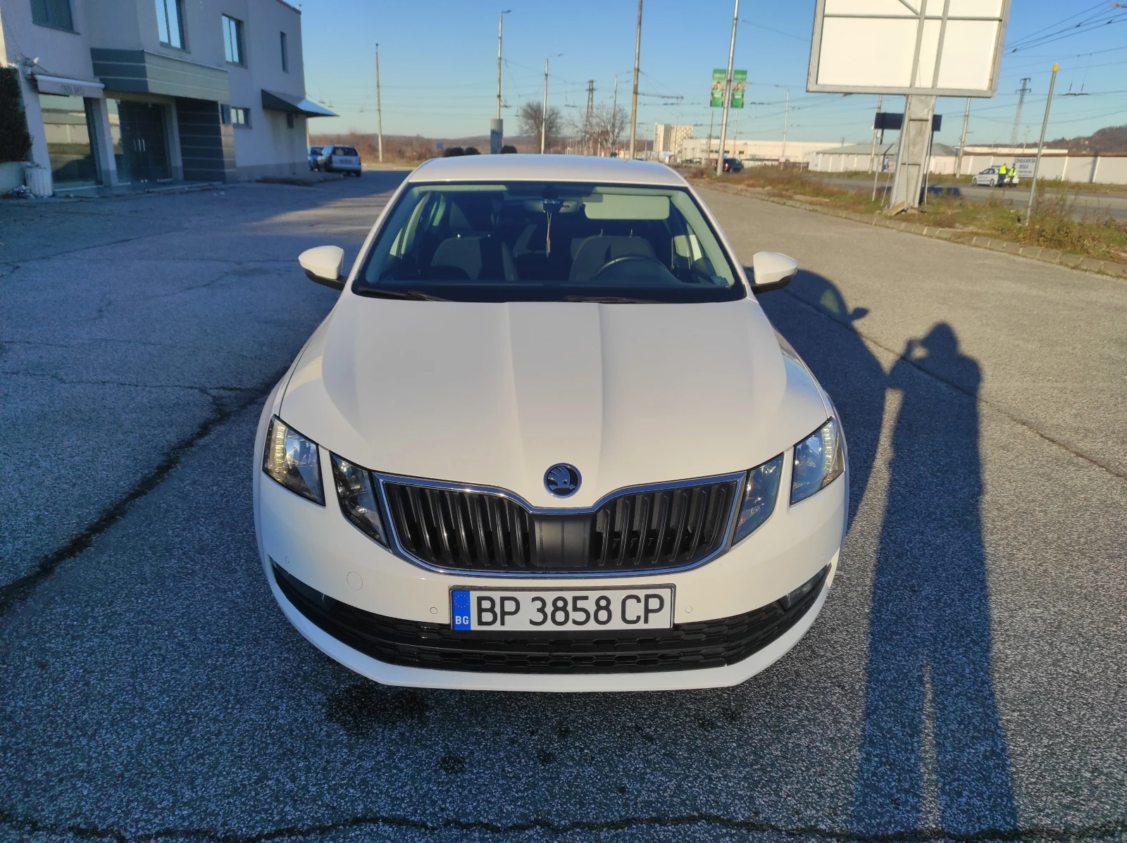 Skoda Octavia Facelift, Navi, Camera - изображение 7