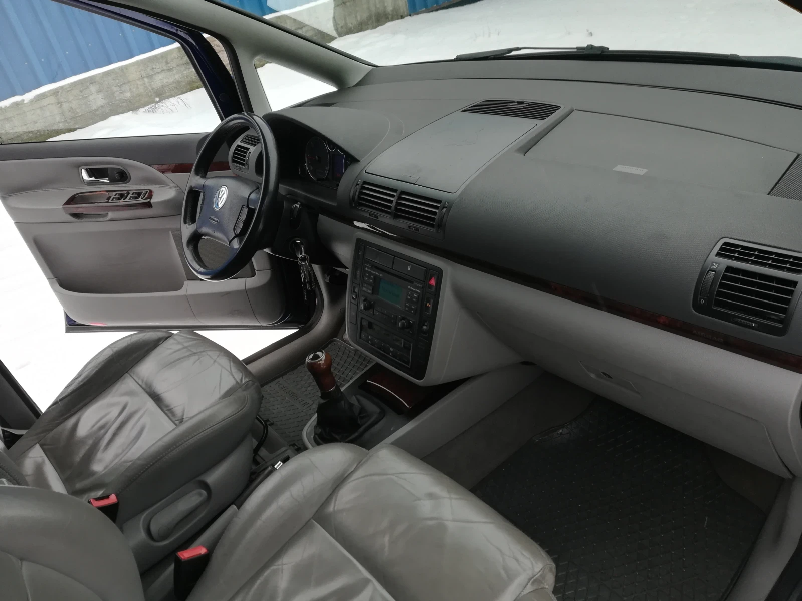 VW Sharan 2.0 ��� 140�.� | Mobile.bg � ����������� 9