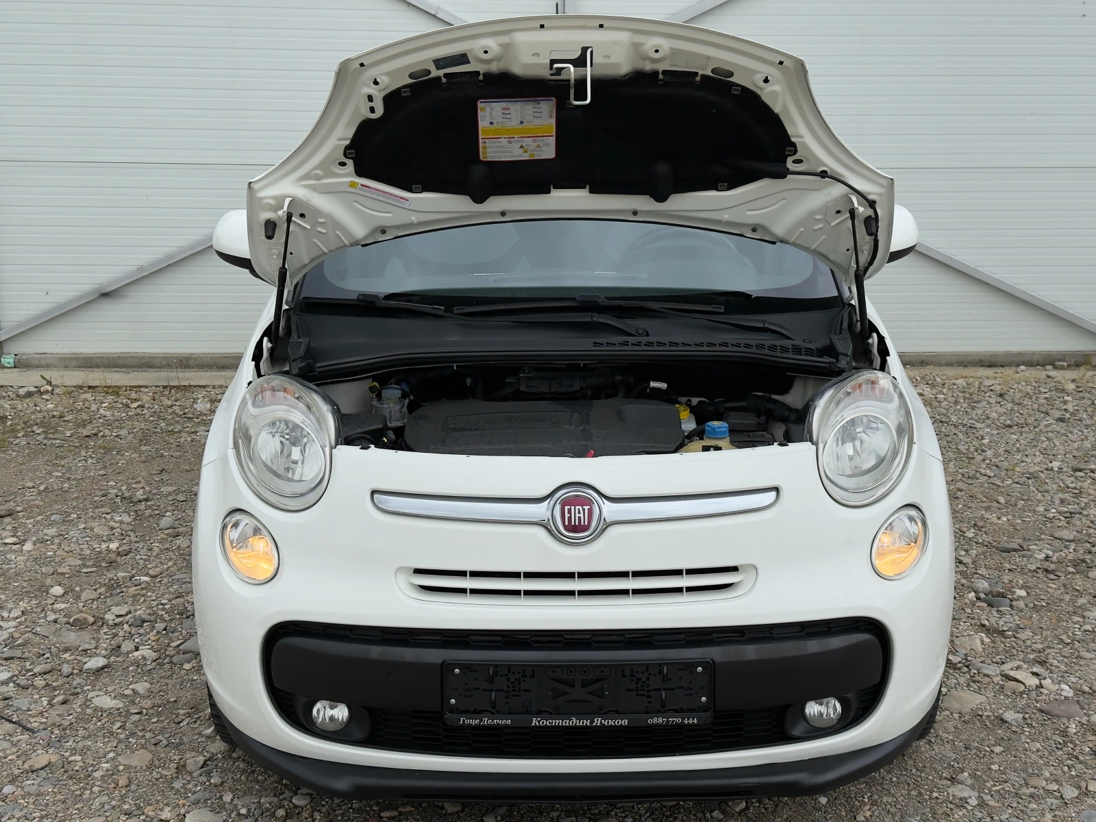 Fiat 500L 1.6 Multijet Навигация/Камера/Темпомат/Лизинг, снимка 16 - Автомобили и джипове - 53214147