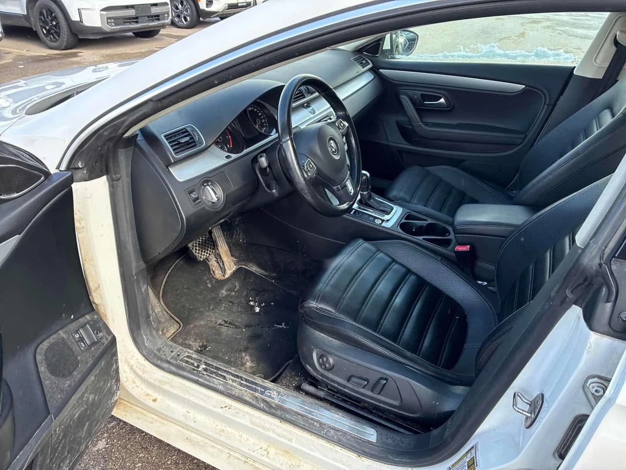 VW CC * Sportline * CARFAX * ПАНОРАМА* КЛИП НА МОТОРА* , снимка 7 - Автомобили и джипове - 53963935