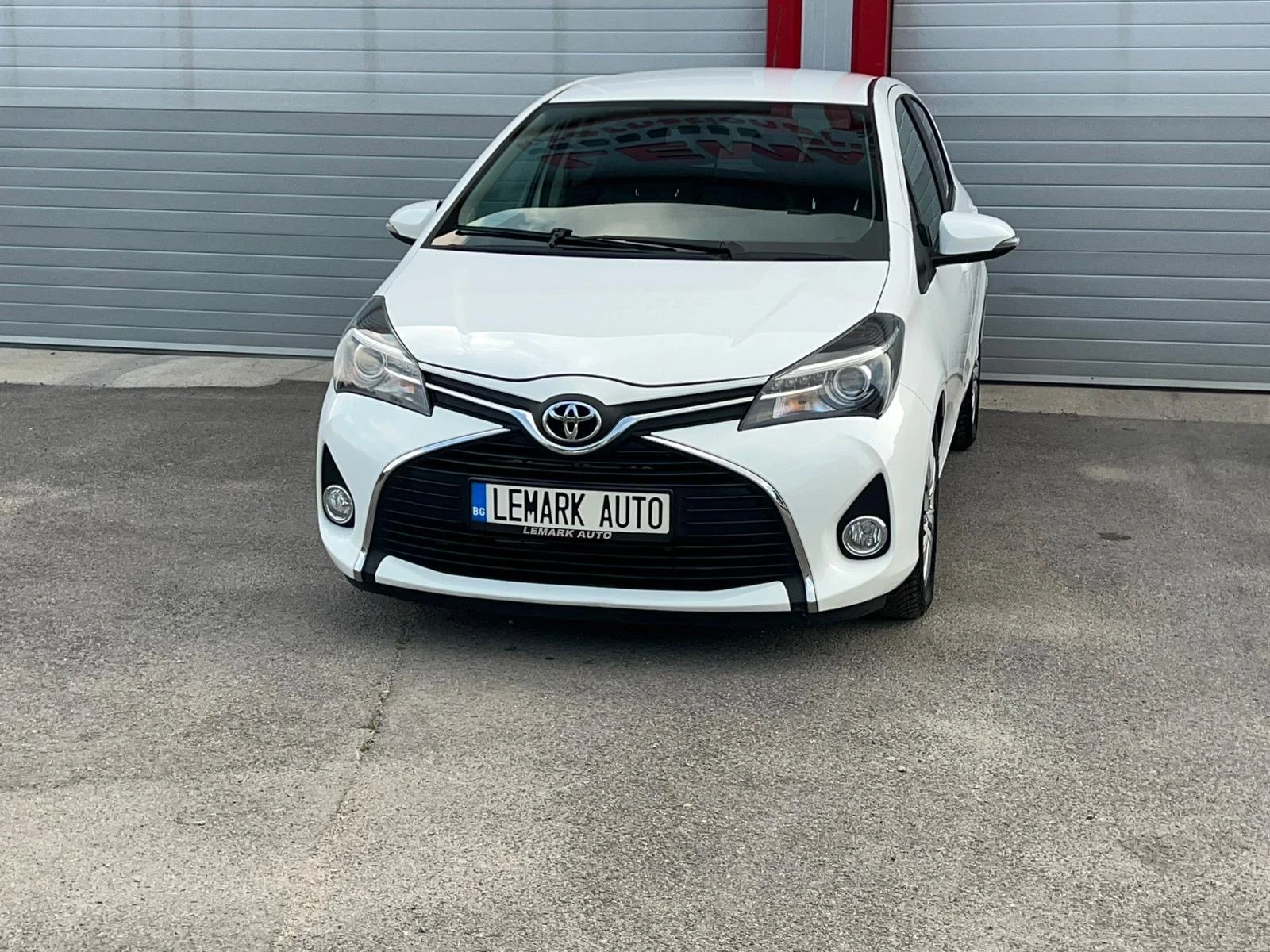 Toyota Yaris 1.4D-4D NAVI KAMERA KLIMATIK 6-СКОРОСТИ EVRO 5B , снимка 2 - Автомобили и джипове - 54179348