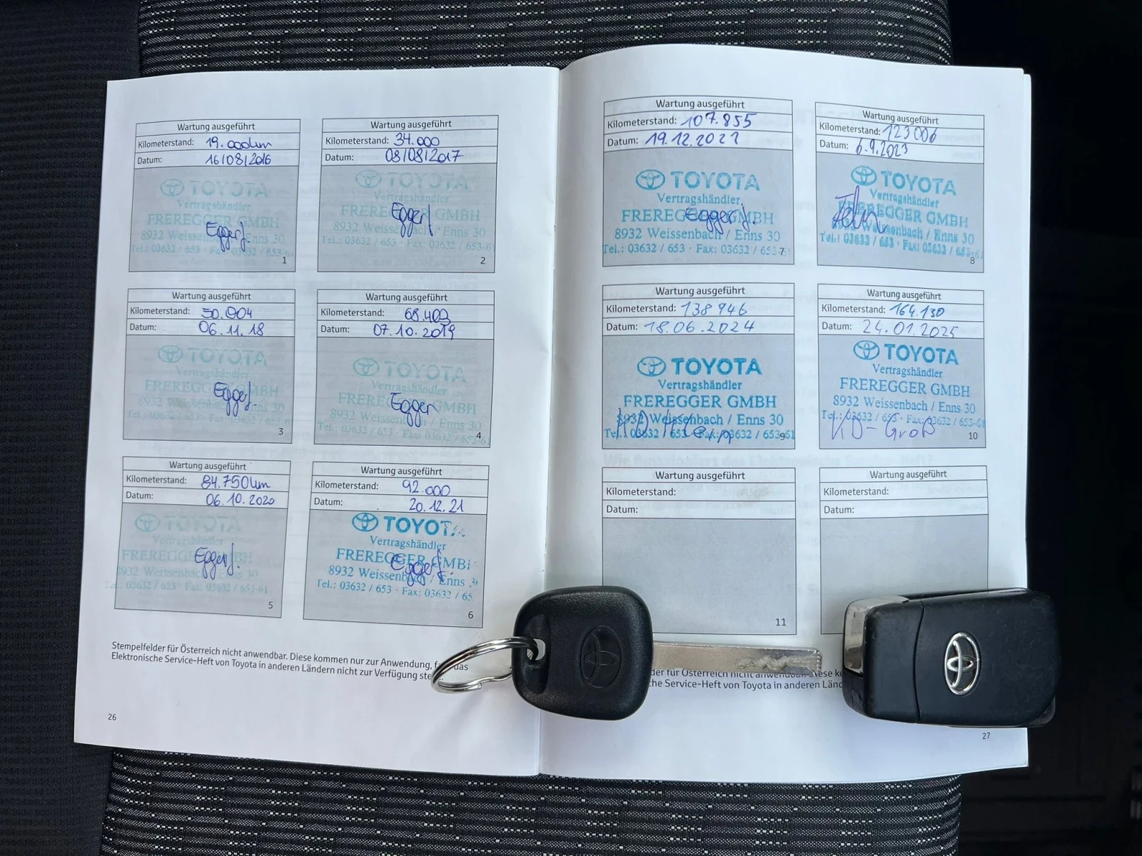 Toyota Yaris 1.4D-4D NAVI KAMERA KLIMATIK 6-СКОРОСТИ EVRO 5B , снимка 17 - Автомобили и джипове - 54179348