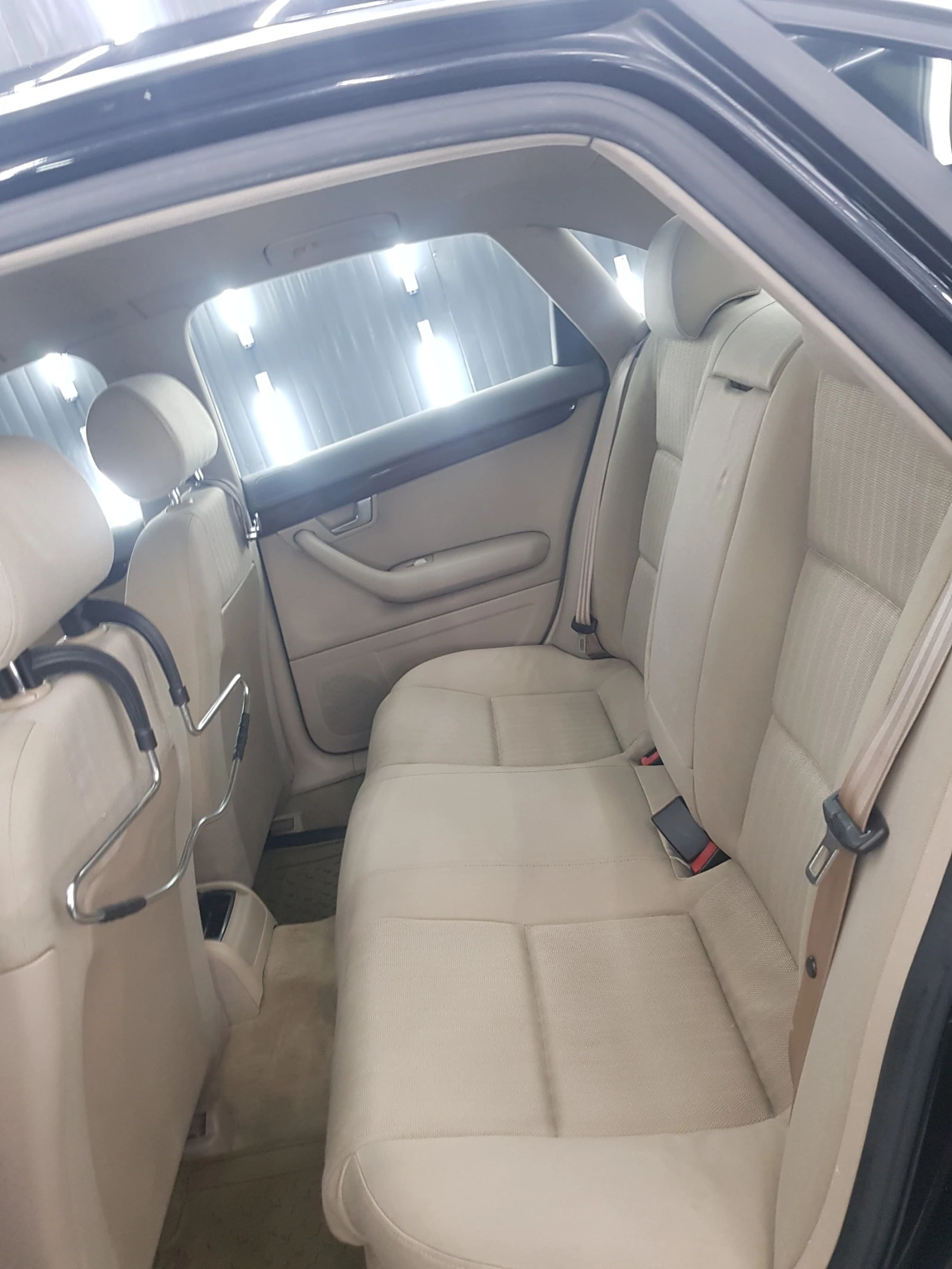 Audi A4 B6, снимка 3 - Автомобили и джипове - 54401760