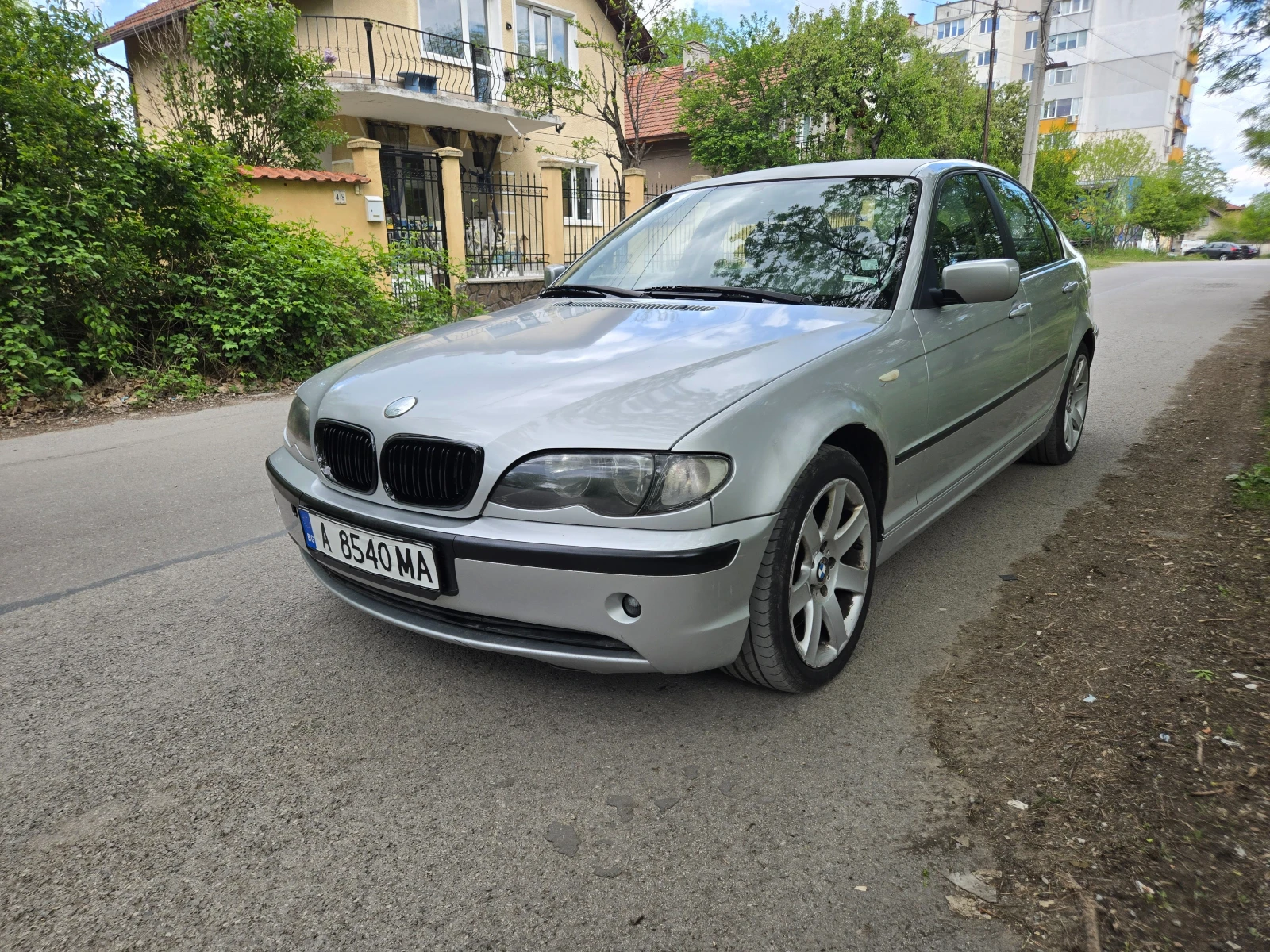 BMW 330 XDrive Facelift, снимка 8 - Автомобили и джипове - 54414226