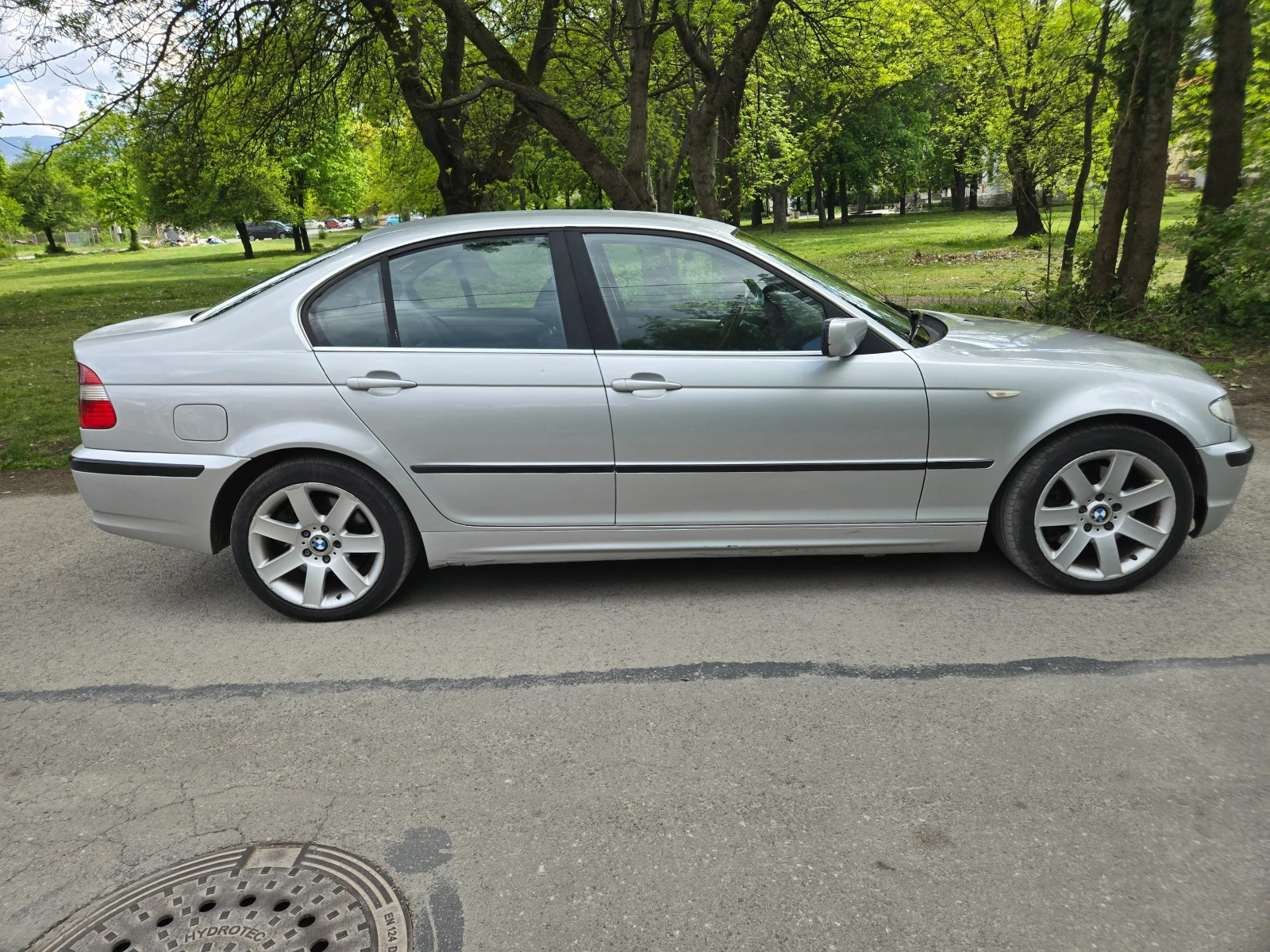 BMW 330 XDrive Facelift, снимка 3 - Автомобили и джипове - 54414226