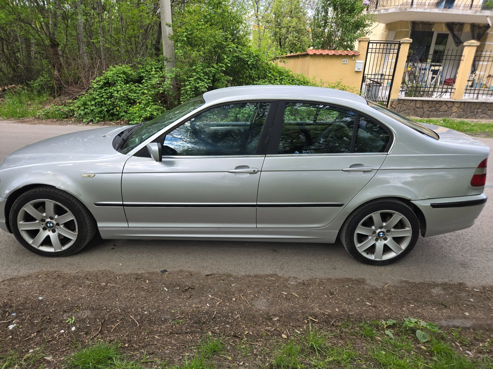 BMW 330 XDrive Facelift, снимка 7 - Автомобили и джипове - 54414226