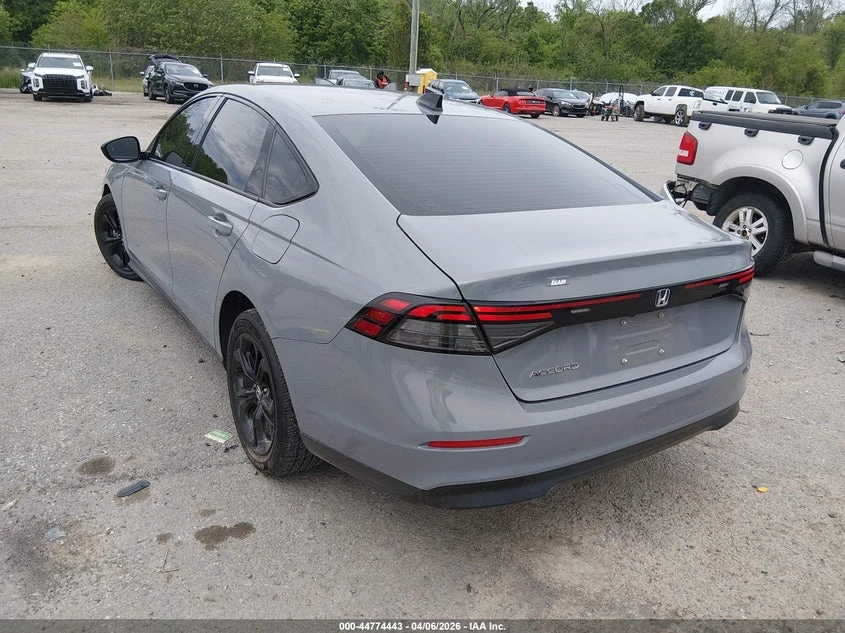 Honda Accord 1.5l Se, снимка 3 - Автомобили и джипове - 54424647
