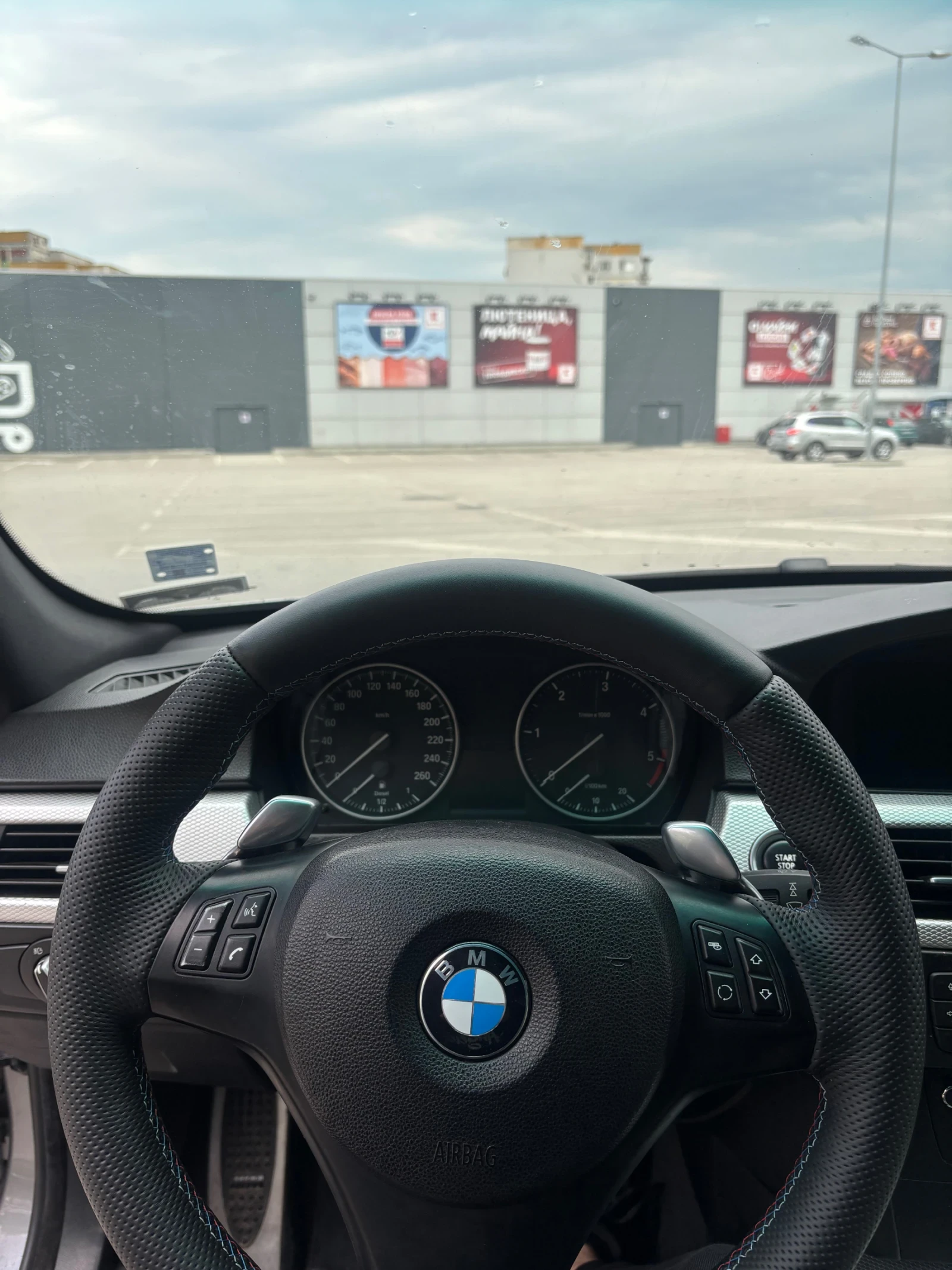 BMW 330, снимка 6 - Автомобили и джипове - 54527291