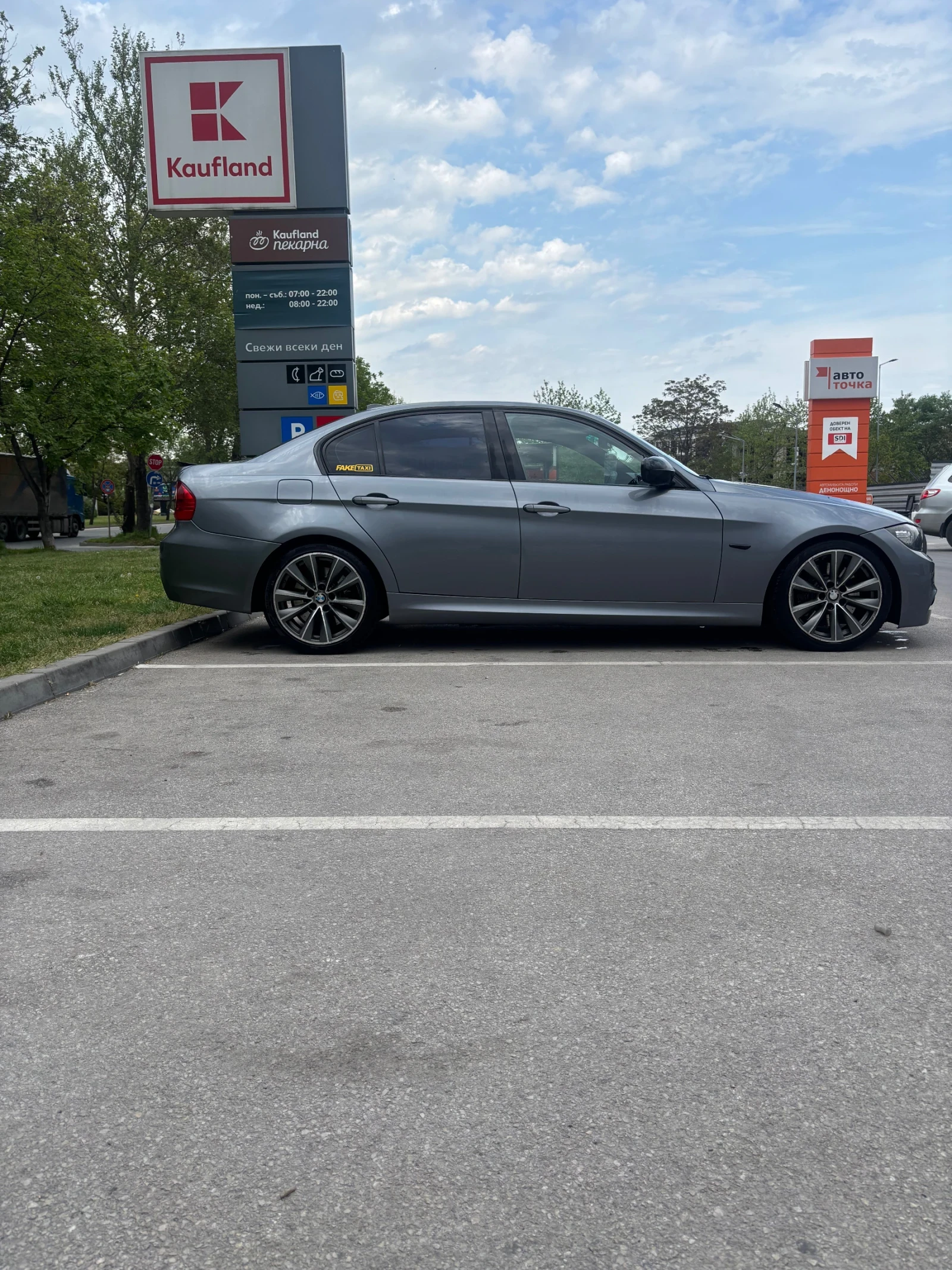 BMW 330, снимка 4 - Автомобили и джипове - 54527291