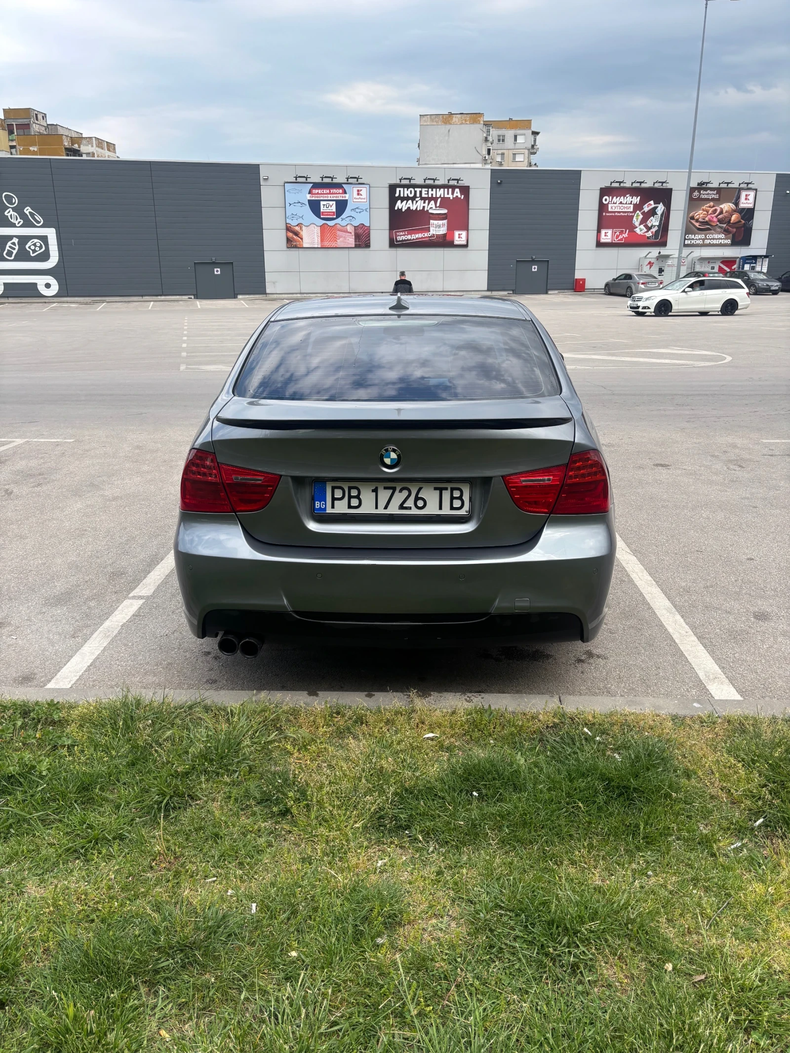 BMW 330, снимка 5 - Автомобили и джипове - 54527291