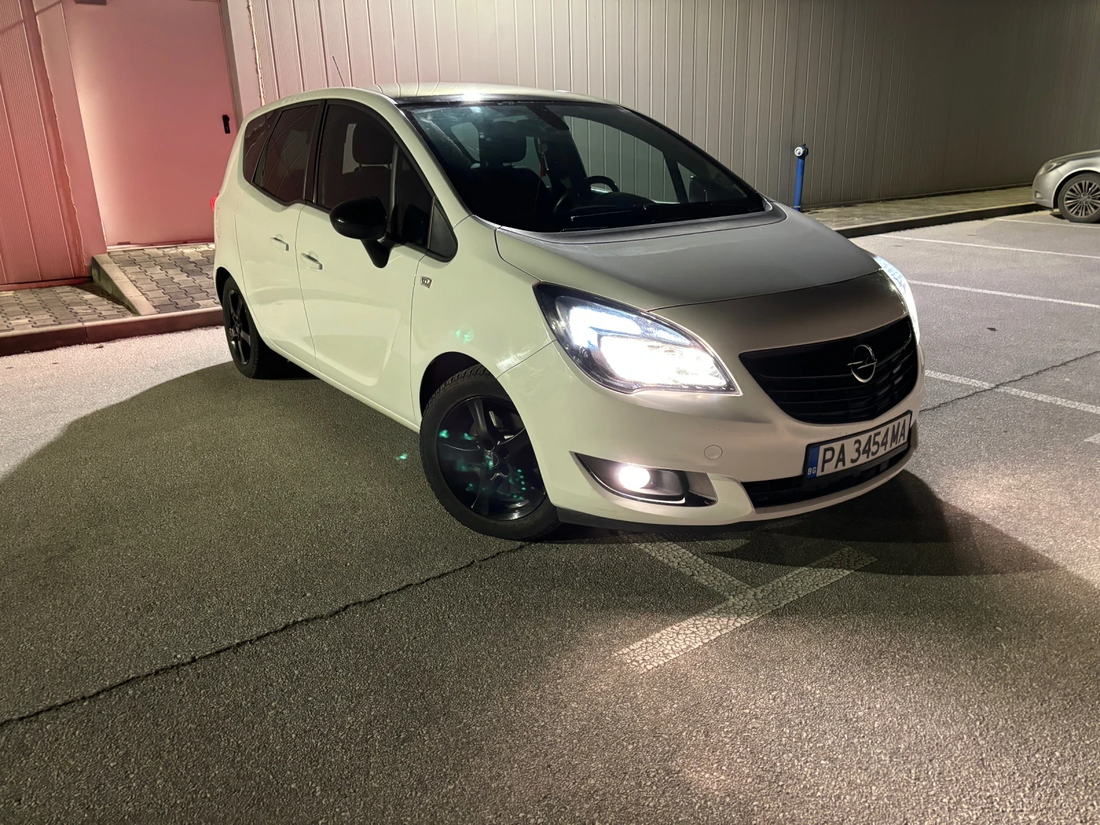 Opel Meriva 1.4 т 140 конски сили, снимка 8 - Автомобили и джипове - 54556176