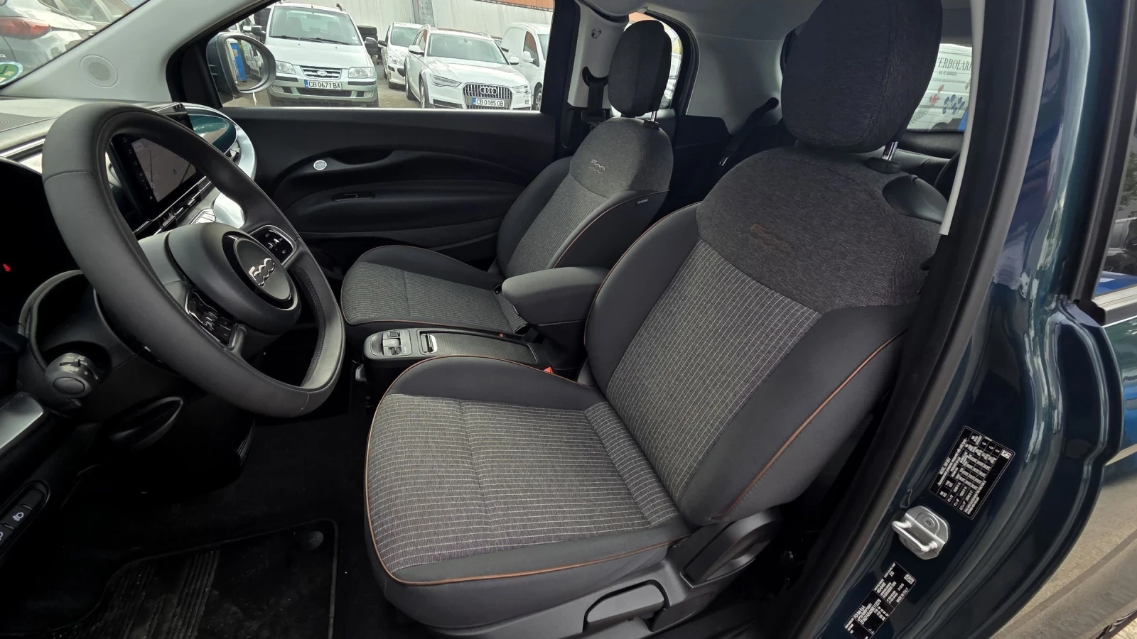 Fiat 500e 42KWh/3 Врати, снимка 7 - Автомобили и джипове - 54610958
