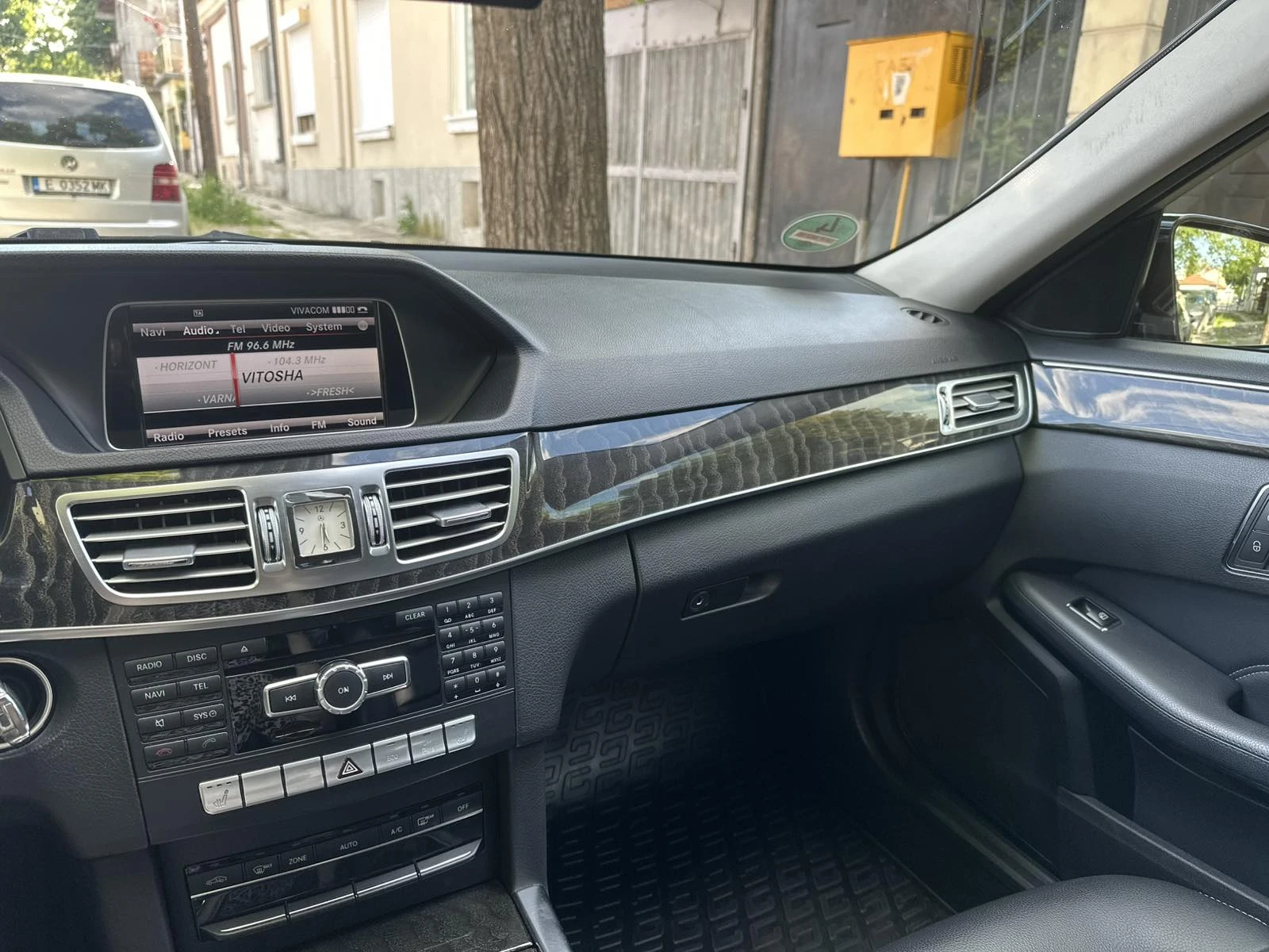 Mercedes-Benz E 350 w212, facelift, bluetec, снимка 10 - Автомобили и джипове - 54663743
