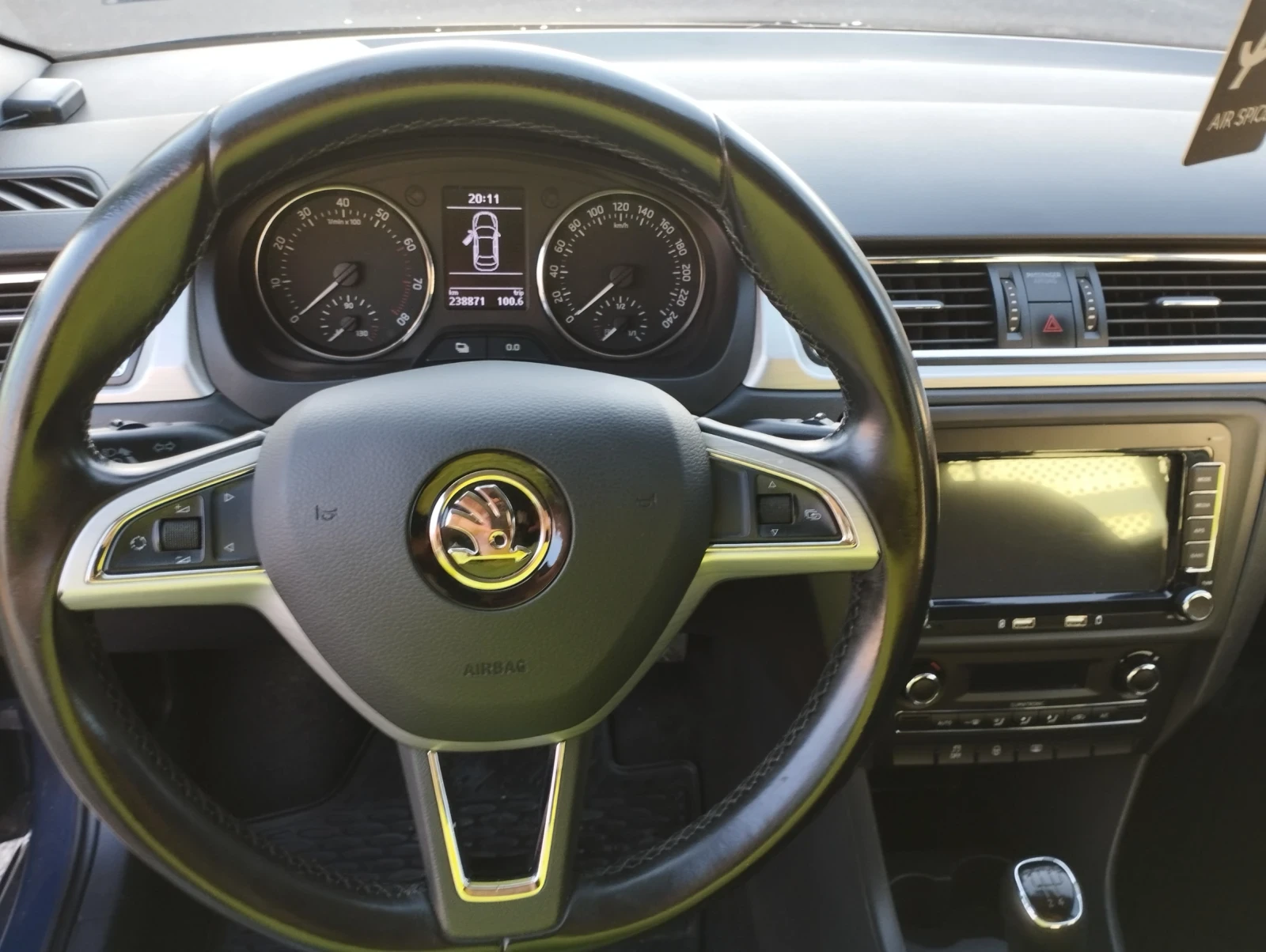 Skoda Rapid Закупен от Еуратек, 1.2 MPI + BRC газ, 5M, снимка 15 - Автомобили и джипове - 55003307