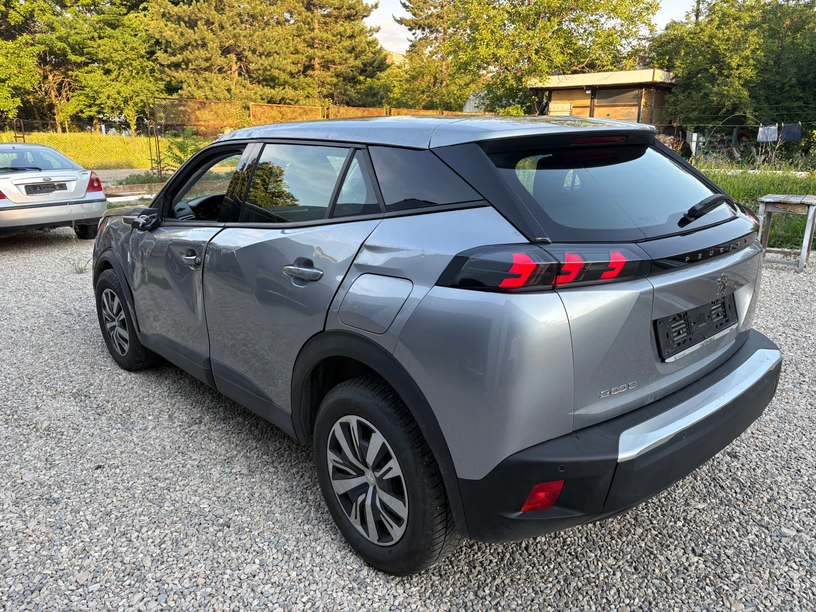 Peugeot 2008 1.2Turbo 71000 km, снимка 6 - Автомобили и джипове - 55080662