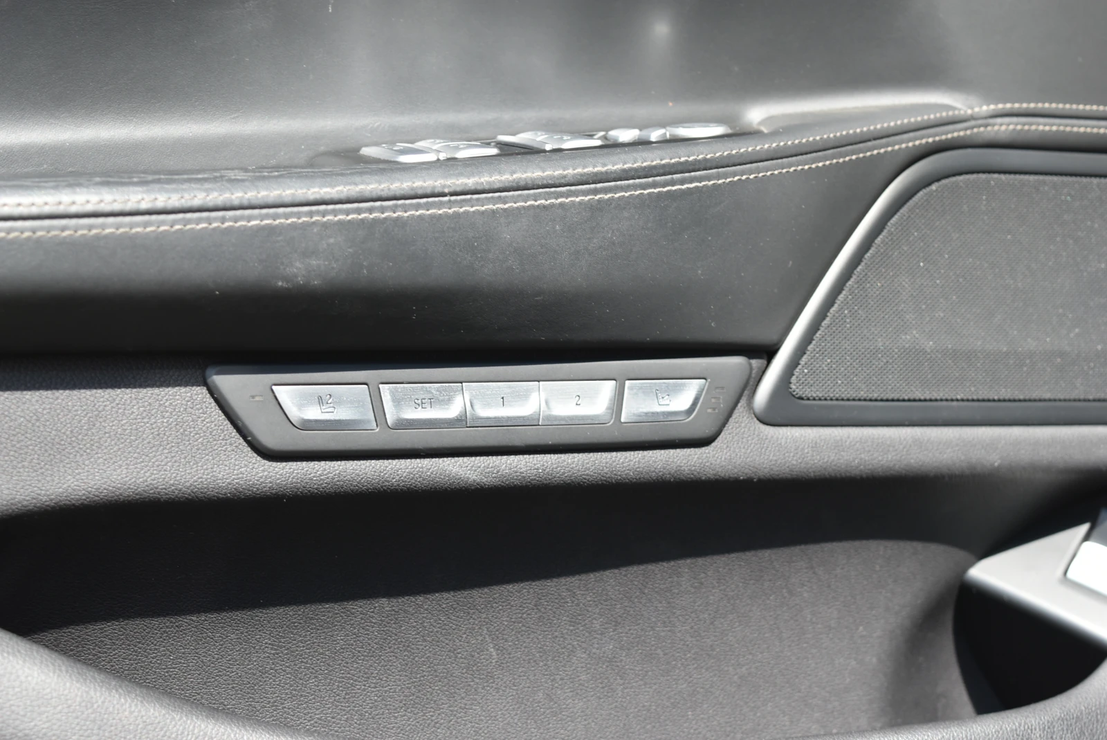 BMW 740 d xDrive* SoftCl* 360* DisplayKey* , снимка 13 - Автомобили и джипове - 55406457