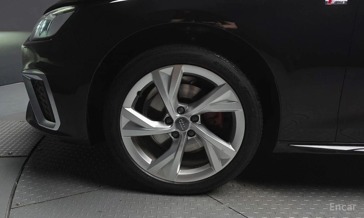 Audi A4, снимка 5 - Автомобили и джипове - 55874465