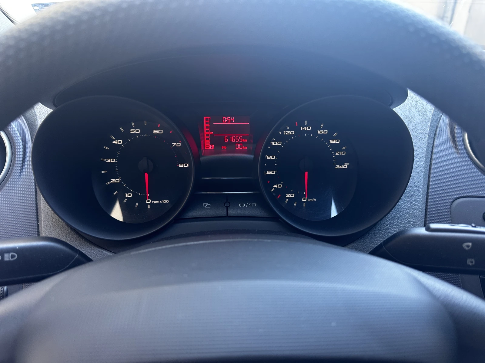 Seat Ibiza IV, снимка 3 - Автомобили и джипове - 55992959