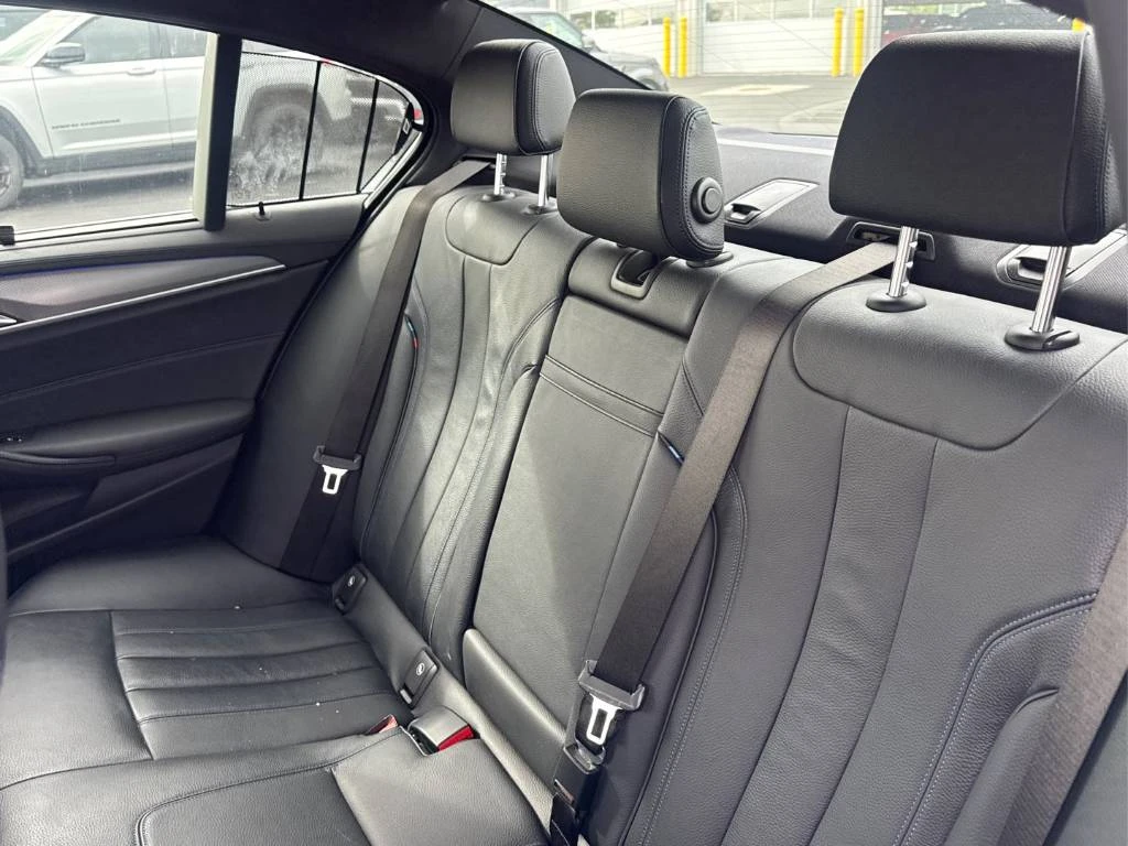 BMW 540  M PACK* CARFAX* ОПЦИЯ ЗА ФИНАНСИРАНЕ* , снимка 11 - Автомобили и джипове - 56073062