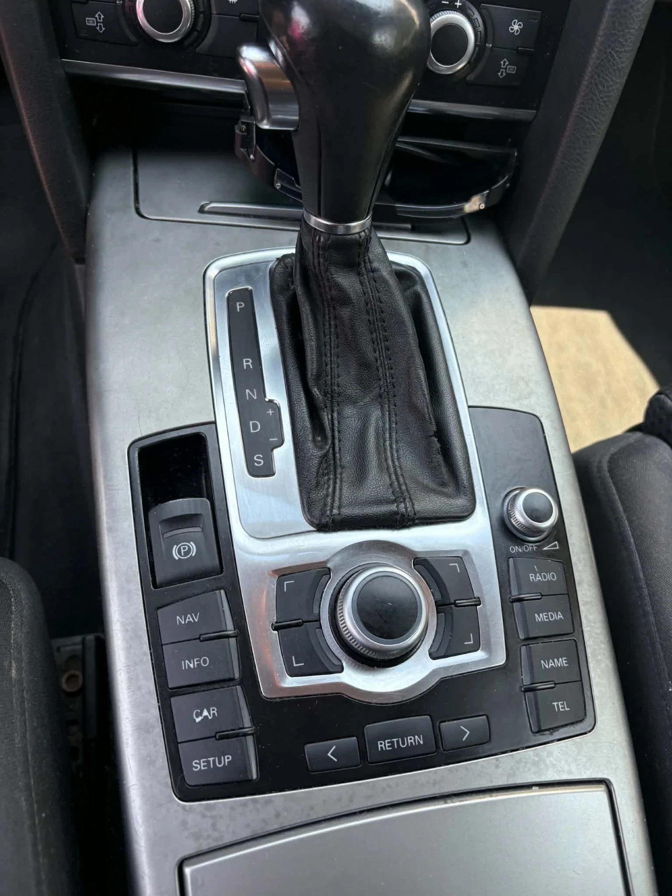 Audi A6, снимка 8 - Автомобили и джипове - 56172218