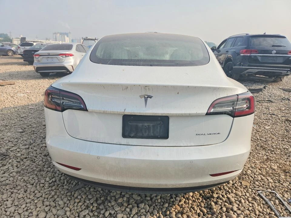 Tesla Model 3 Dual Motors AWD, снимка 5 - Автомобили и джипове - 56217176