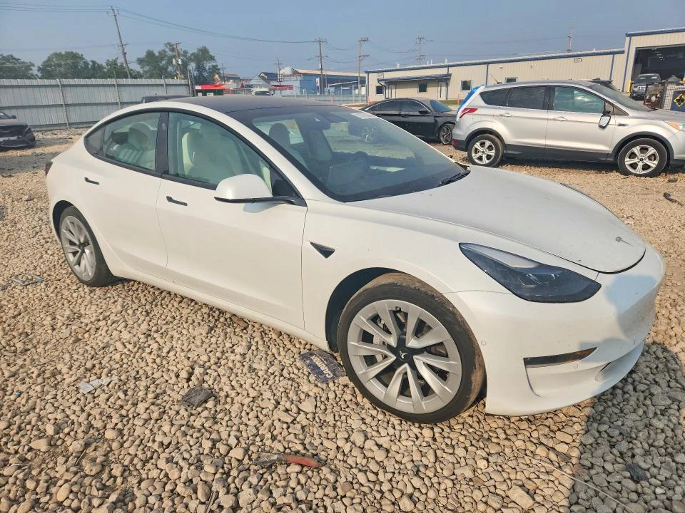 Tesla Model 3 Dual Motors AWD, снимка 3 - Автомобили и джипове - 56217176