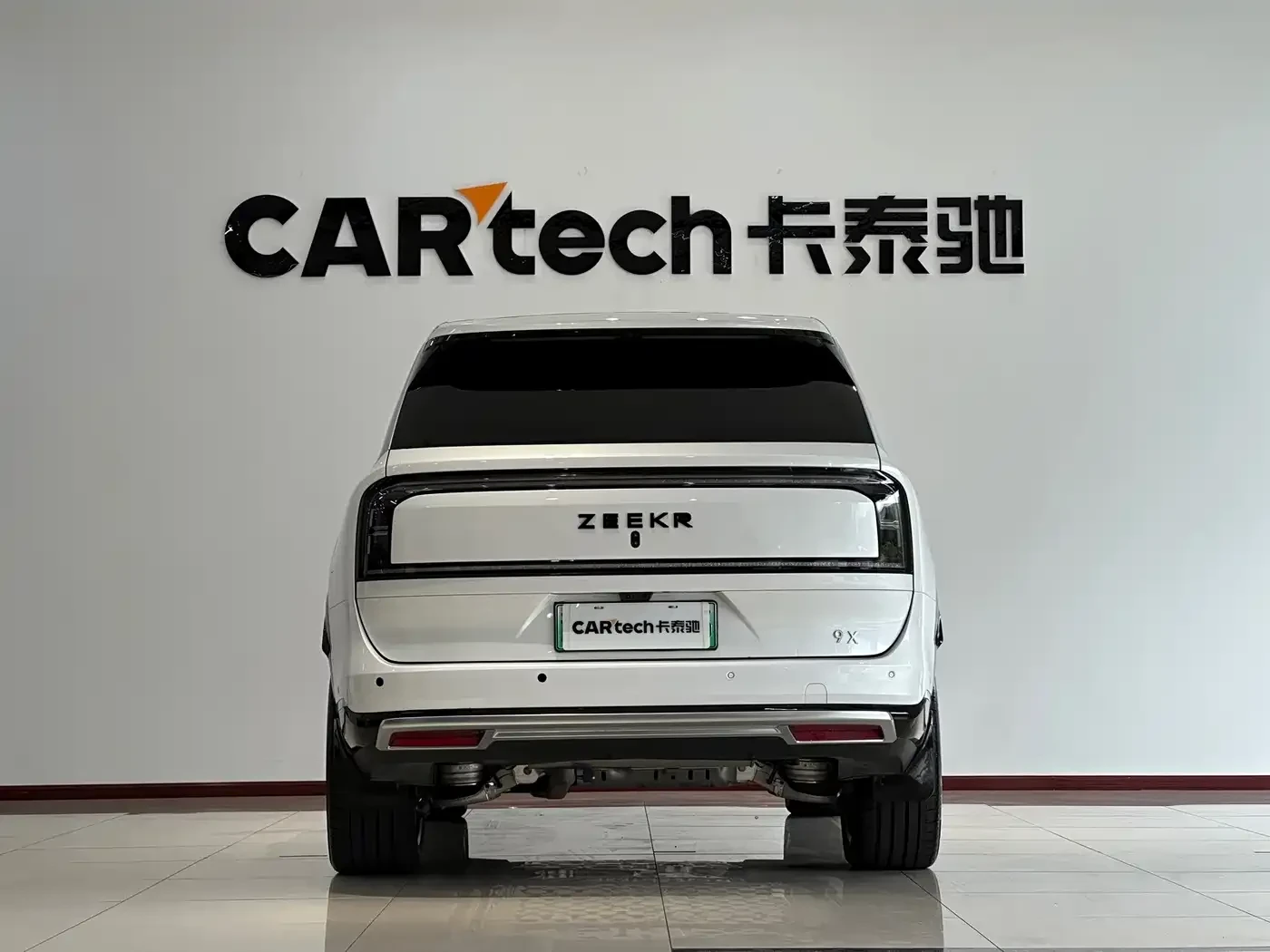 Zeekr 9X, снимка 16 - Автомобили и джипове - 56567027