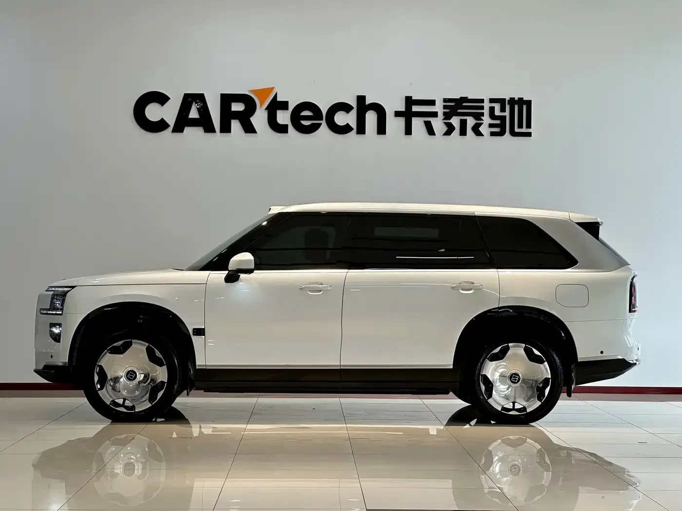 Zeekr 9X, снимка 4 - Автомобили и джипове - 56567027