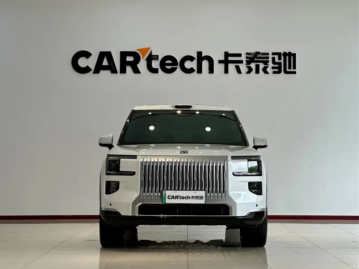 Zeekr 9X, снимка 2 - Автомобили и джипове - 56567027