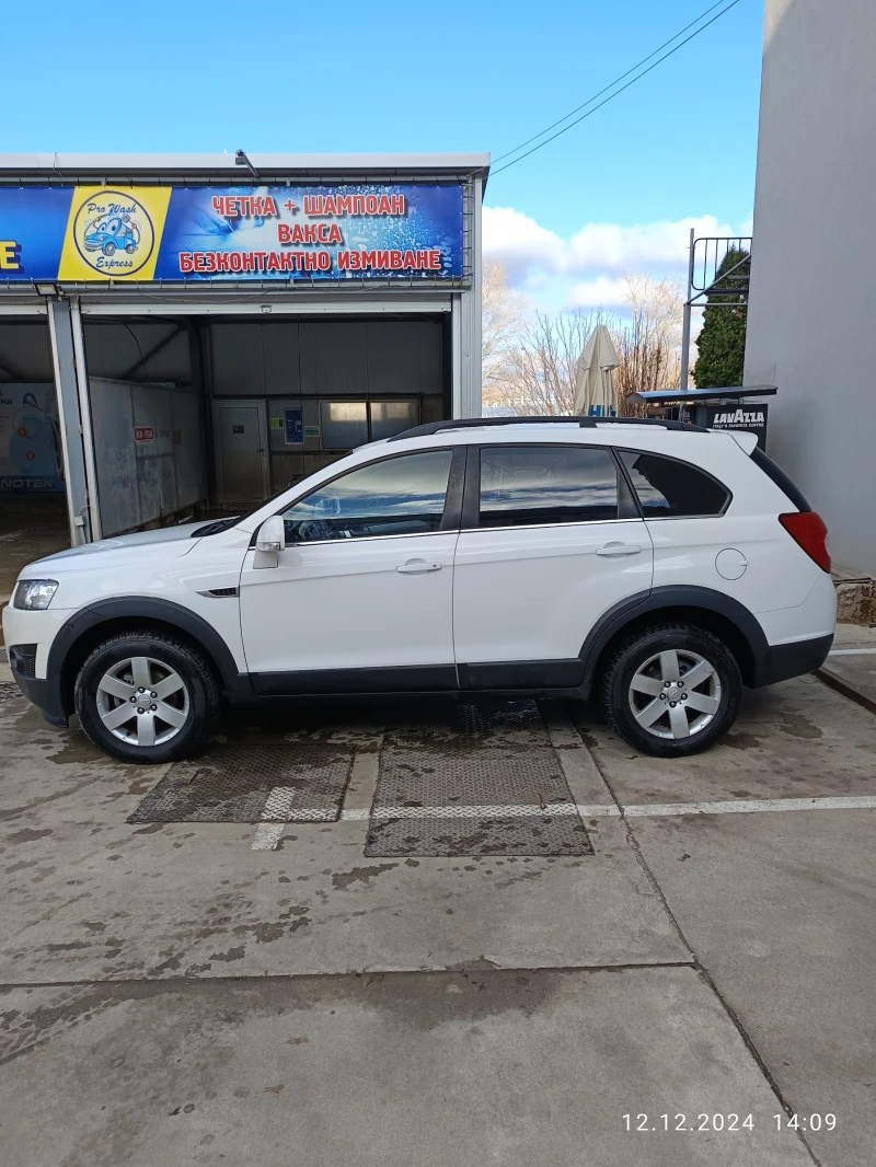 Chevrolet Captiva, снимка 3 - Автомобили и джипове - 48850818