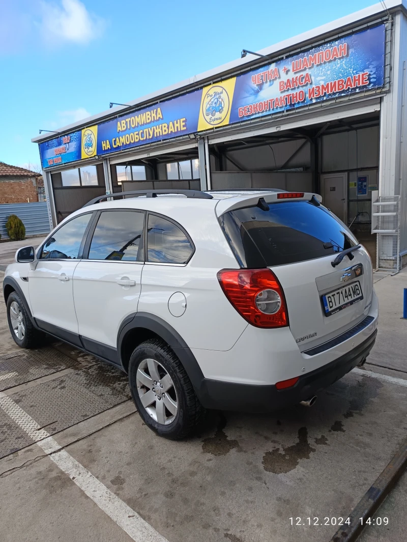 Chevrolet Captiva, снимка 4 - Автомобили и джипове - 48850818