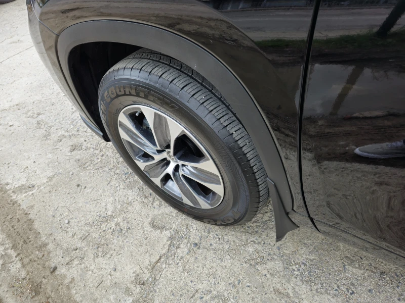 Toyota Highlander AWD - НОВА: 3200км, снимка 17 - Автомобили и джипове - 51246827