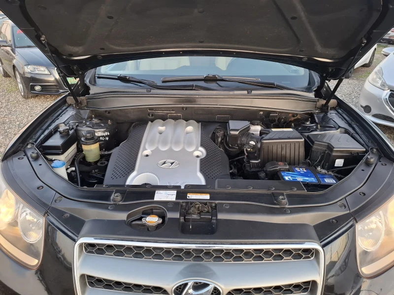 Hyundai Santa fe 2.7 i 4x4 7mesta, снимка 16 - Автомобили и джипове - 52710553