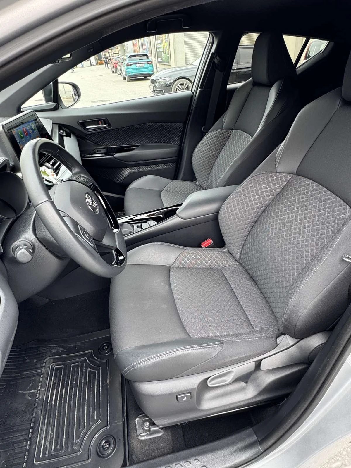 Toyota C-HR  - изображение 9