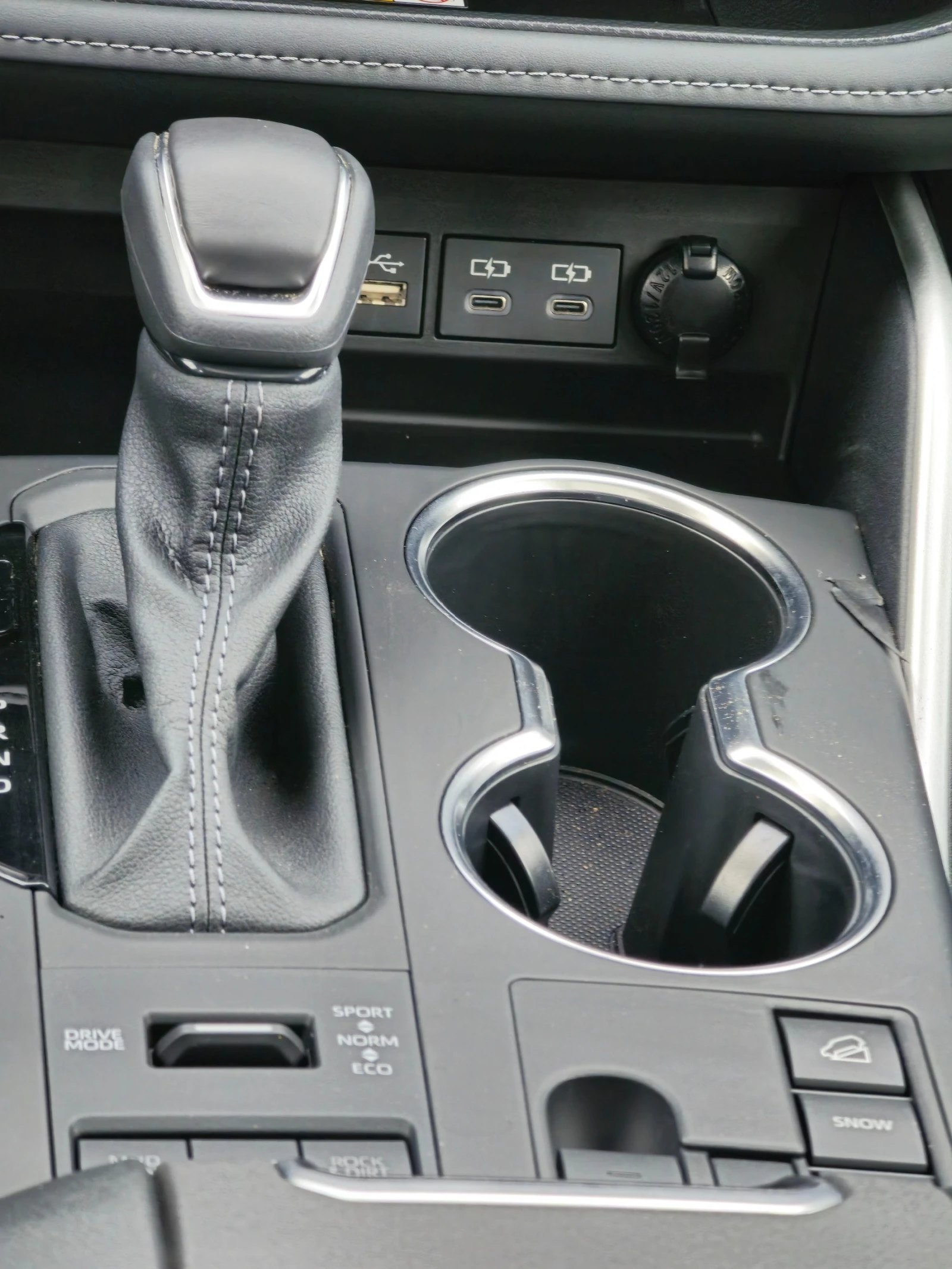 Toyota Highlander AWD - : 3200 | Mobile.bg   13