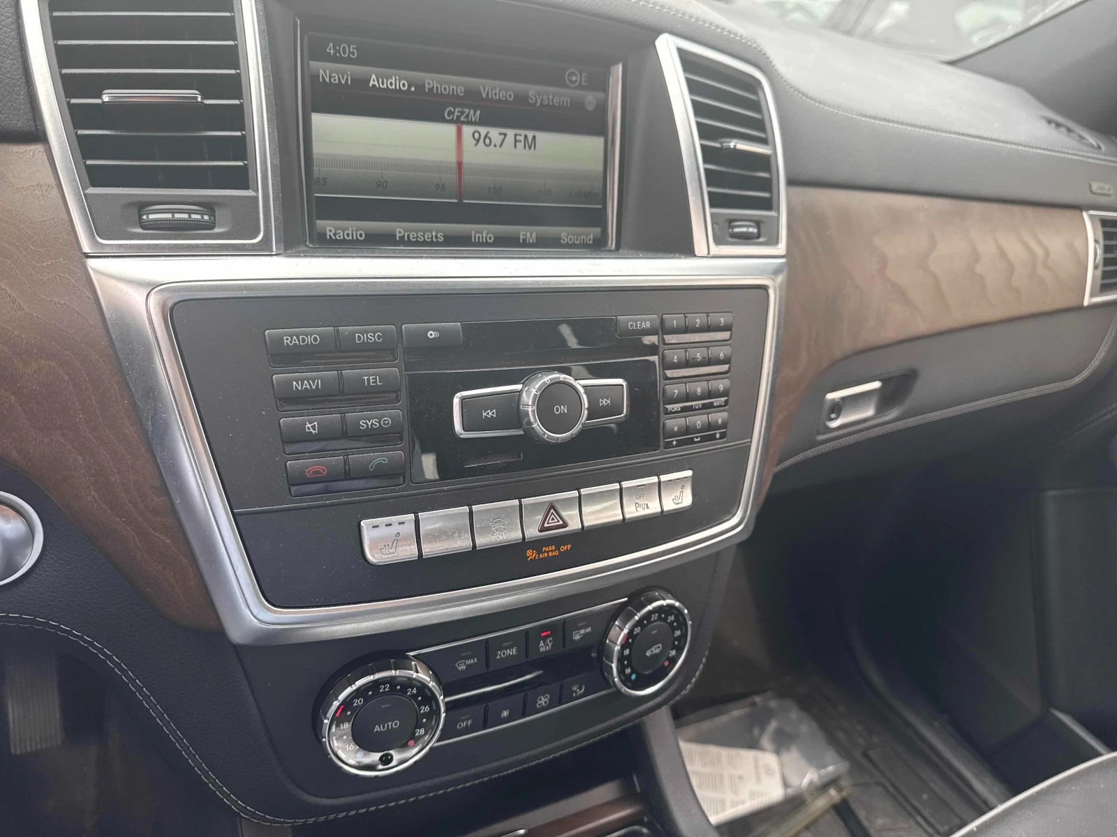 Mercedes-Benz ML 350 BlueTEC * CARFAX* ОПЦИЯ ЗА ФИНАНСИРАНЕ*  - изображение 7