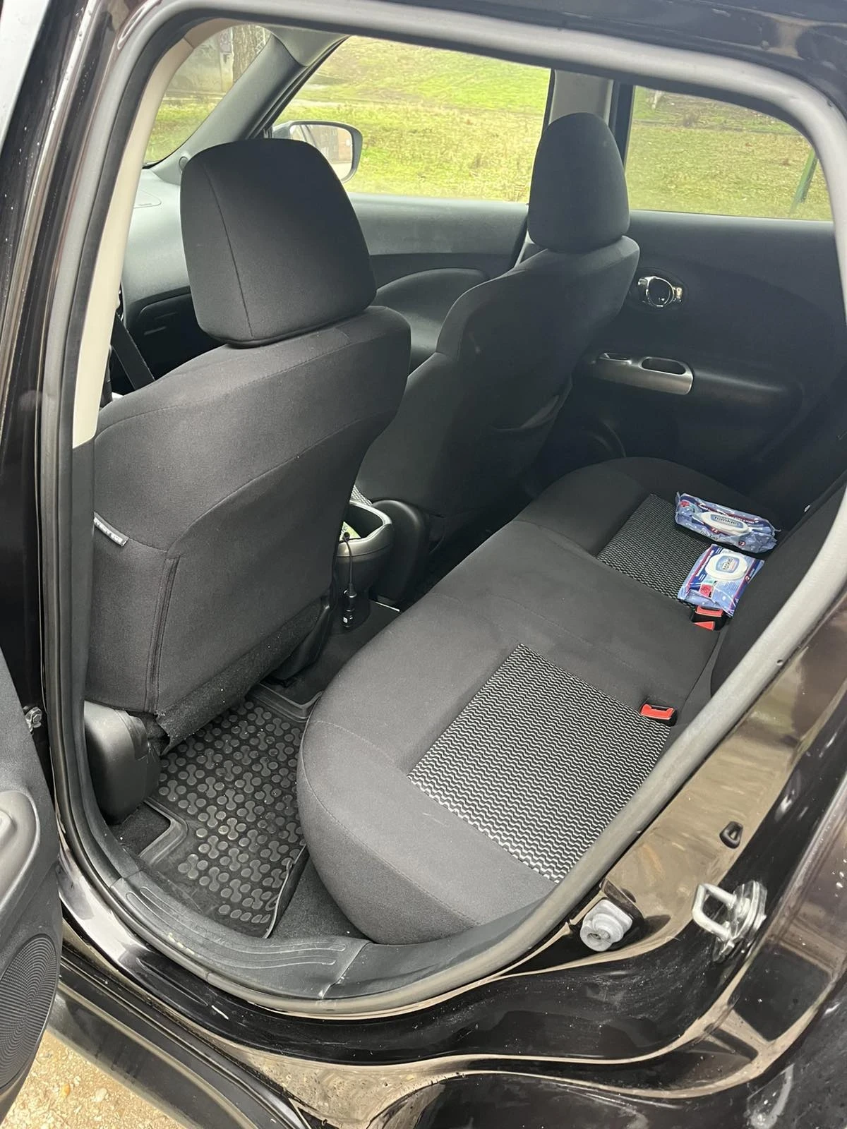 Nissan Juke, снимка 10 - Автомобили и джипове - 54033020